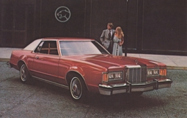 Cougar 2-Door Sedan, US postcard, standard size, 1979