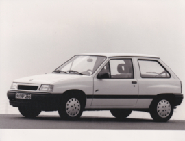 Opel Corsa 1.2 liter,  press photo, Germany, 09/1991