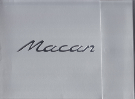 Macan introduction portfolio, 6 pages + 1 sheet, 2014, French language