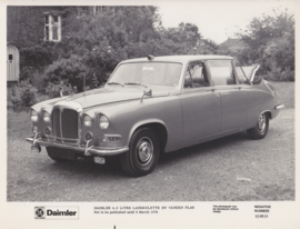 Daimler 4.2.litre Landaulette, press photo, UK, 3/1974