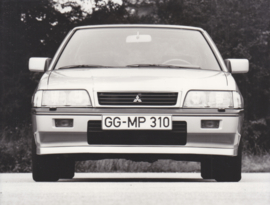 Mitsubishi Sapporo Sedan, press photo, German, 1988