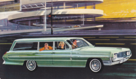 Super 88 Fiesta Station Wagon, US postcard, standard size, 1962