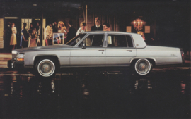 Fleetwood Brougham, US postcard, standard size, 1984