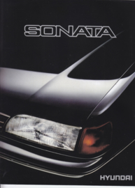 Sonata Sedan brochure, 18 pages, about 1988, Dutch language