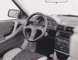 Opel Astra GT dashboard,  press photo, Germany, 09/1991