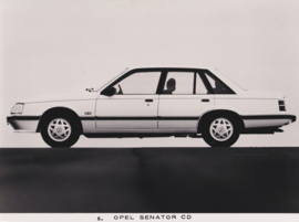 Opel  Senator CD Berlina,  press photo, Germany, 1984