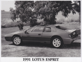 Lotus Esprit - factory photo - 1991 - UK market