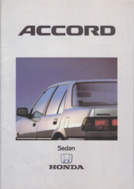 Accord Sedan brochure, 28 pages, A4-size, Dutch, about 1986