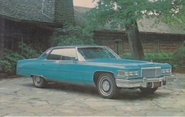 Sedan DeVille, US postcard, standard size, 1975