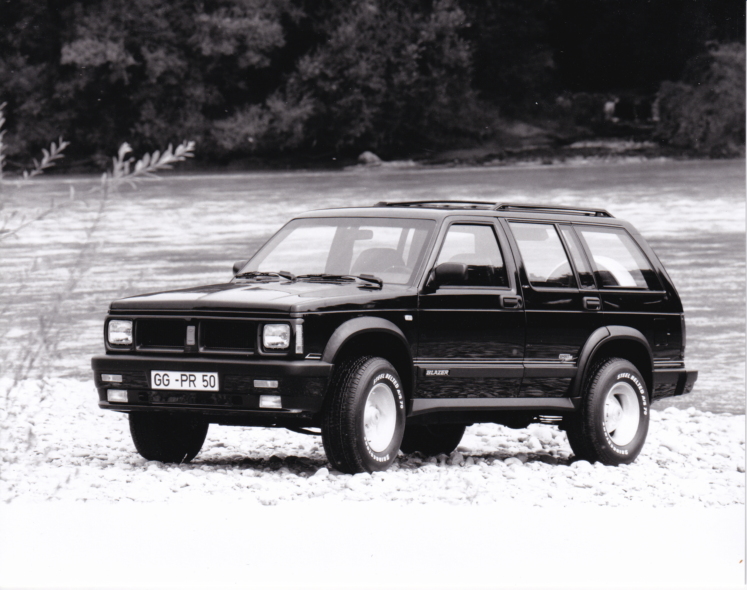 Chevrolet Blazer Sportline - press photo - Germany - 9/1993