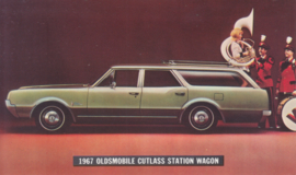 Cutlass Station Wagon, US postcard, standard size, 1967,  # 25-A-115
