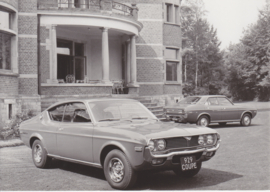 929 Coupé & Sedan, press photo, Dutch, 1973