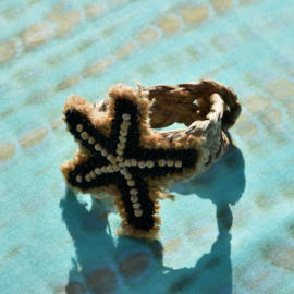 Starfish bracelet,  black - Hot Lava