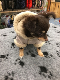 Winterjas houtje touwtje €24,99