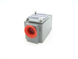 Square D B51D
