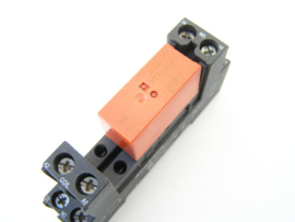 Schrack RT424024