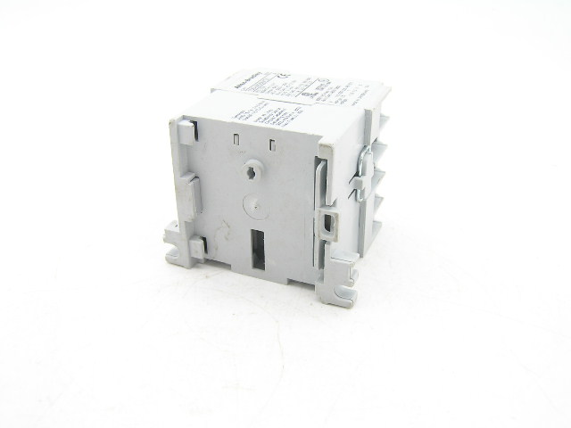 Allen-Bradley 100-M05N*31 220/240V 50/60Hz