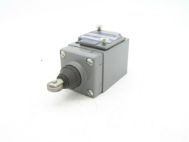 Square D B51D