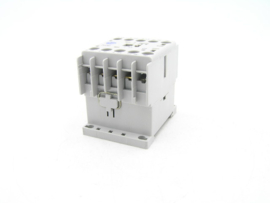 Allen-Bradley 100-K09*01 24V DC
