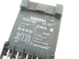 Siemens 3TH2022-0BB4 24V