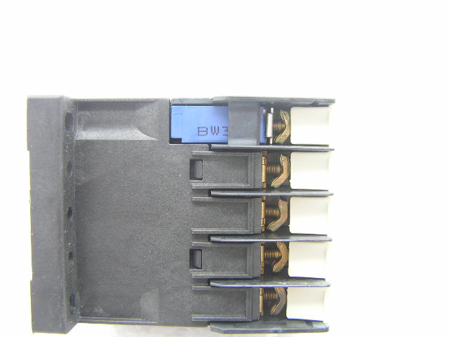 Telemecanique CA2KN22BW3 24V DC