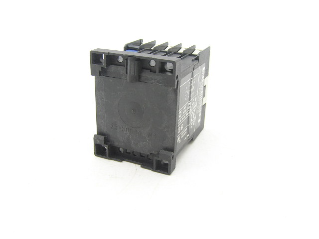 Telemecanique CA2KN22F7 110V 50/60Hz