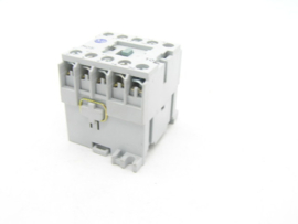 Allen-Bradley 100-M05NZ*3 24V DC