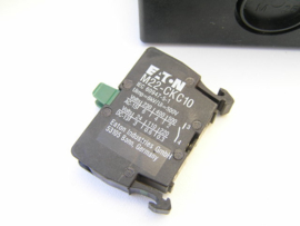 Eaton M22-D-B Drukknopkast