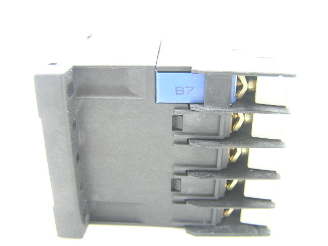Telemecanique CA2KN22 24V 50/60Hz