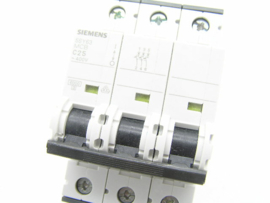 Siemens 5SY63 C25