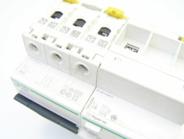 Schneider Electric A9FQ24325 Vigi iC60