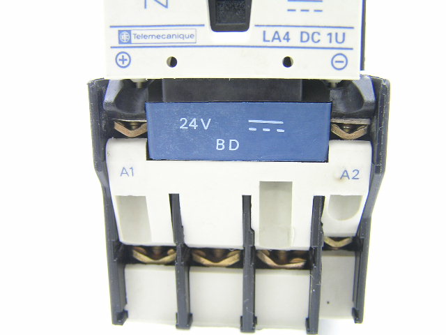 Telemecanique LP1 D32 01 24V DC