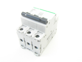 Schneider Electric C60N C25 24286