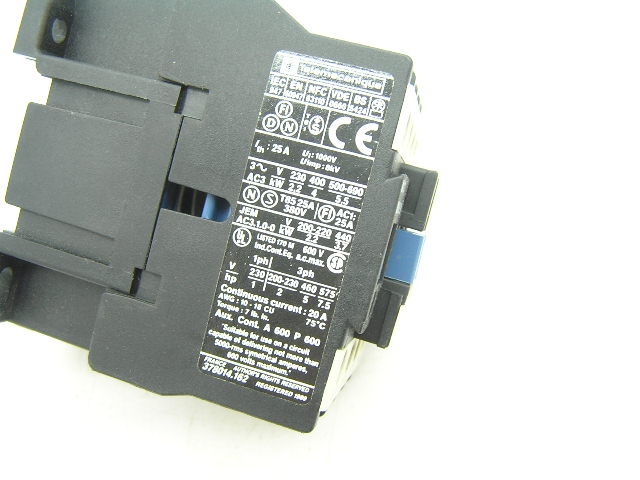 Telemecanique LC1 D09 10 24V 50/60Hz