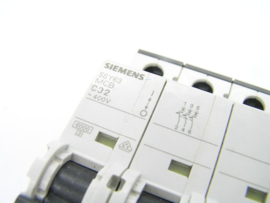 Siemens 5SY63 C32