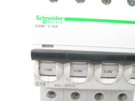 Schneider Electric iC60N C 16A A9F79416