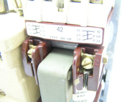 Siemens 3TA24 15-0AF 110V 50Hz