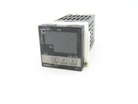 Omron E5CJ-Q2