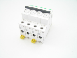 Schneider Electric iC60N C25A A9F79425