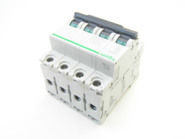 Schneider Electric C60N C20 24389