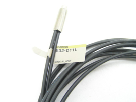 Sick WLL160-F420 / Omron E32-D11L