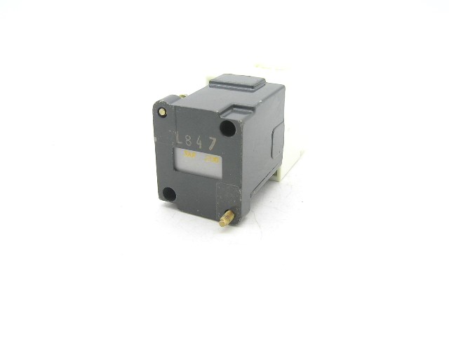 Telemecanique CA2-FN 122 200/208V 50/60Hz