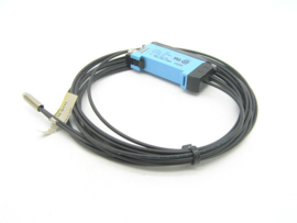 Sick WLL160-F420 / Omron E32-D11L
