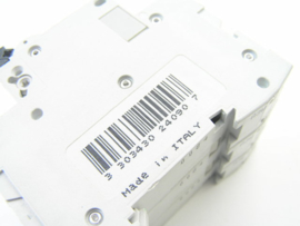 Schneider Electric C60N B16 24090