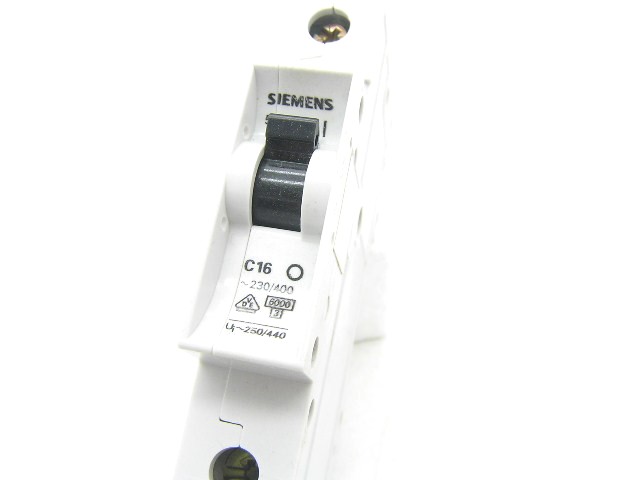 Siemens 5SX21 C16