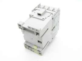 Allen-Bradley CAT 100-C12*10 24V