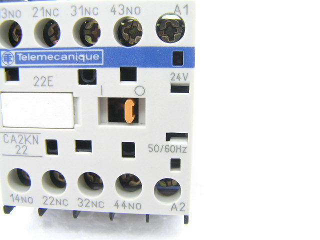 Telemecanique CA2KN22 24V 50/60Hz