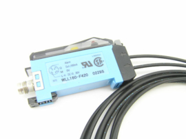 Sick WLL160-F420 / Omron E32-D11L