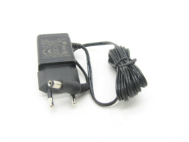 Icom BC-147SE