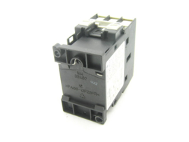 Siemens 3RT1026-1A . . 0 230V 50Hz